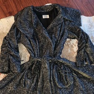 Wool blk&white swing coat